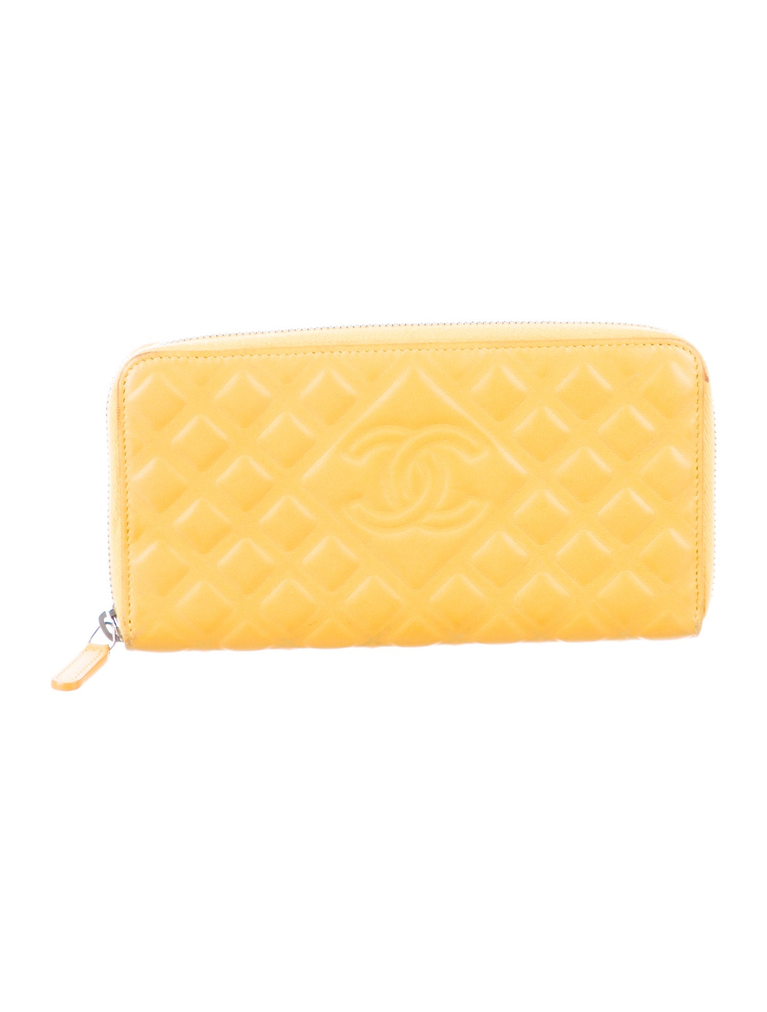 Chanel 2017-2018 Diamond CC Continental Wallet